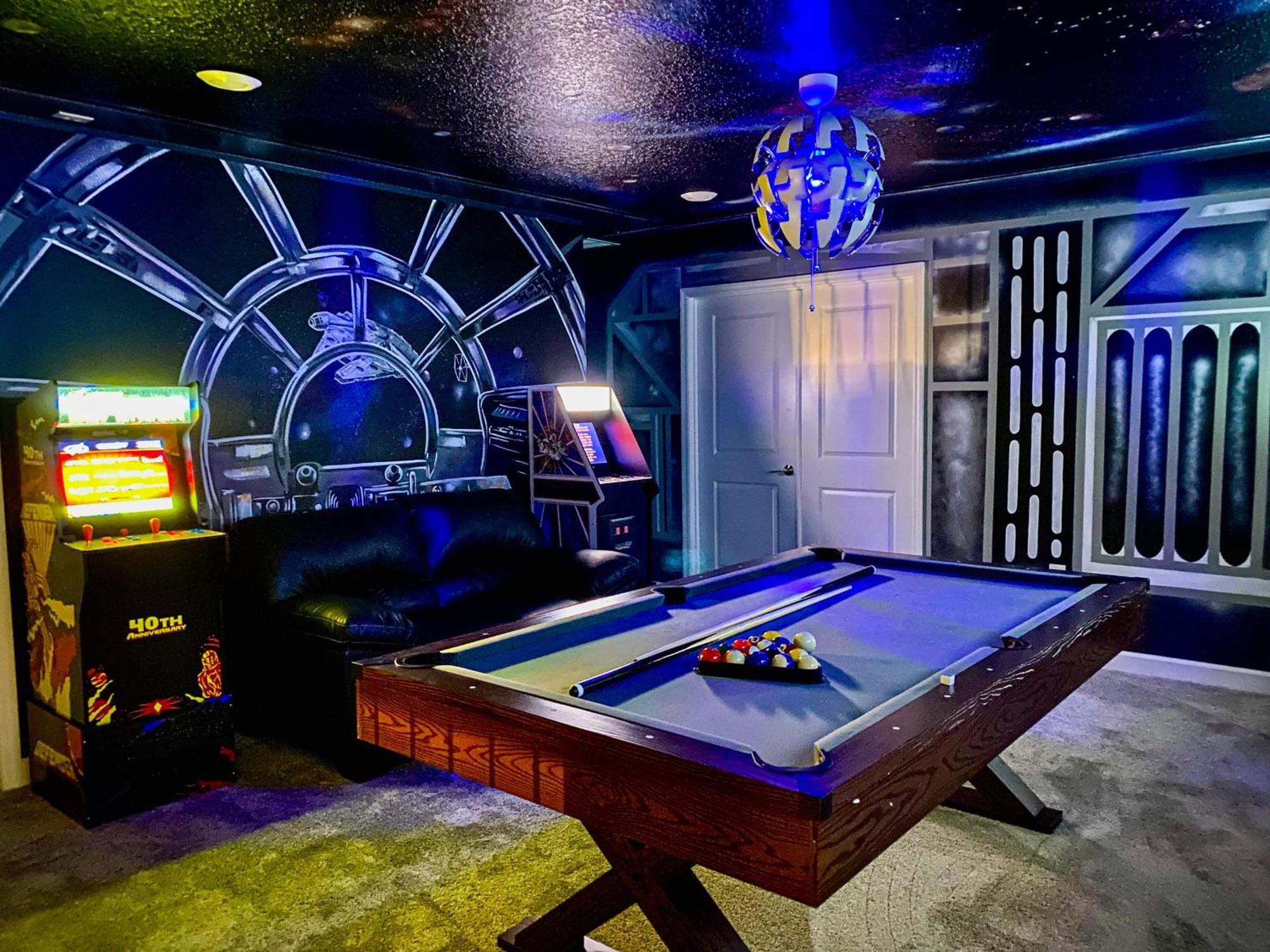 Magical Family Vacation Home Near Disney World At Storey Lake, Star Wars Gameroom, Pool, Theater, Mickey Slide, Sleeps Up To 28 Kissimmee Exterior foto